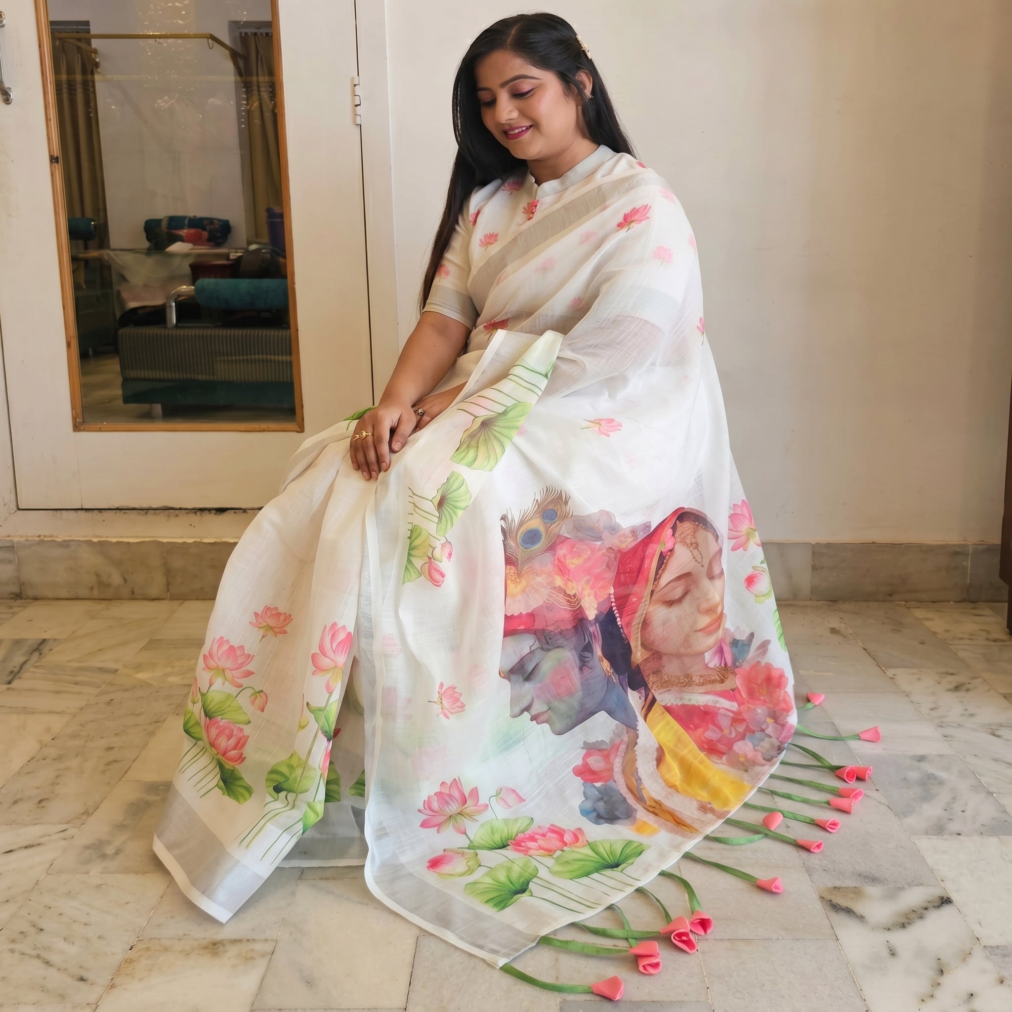 Linen White Floral Printed Saree with Artistic Pallu